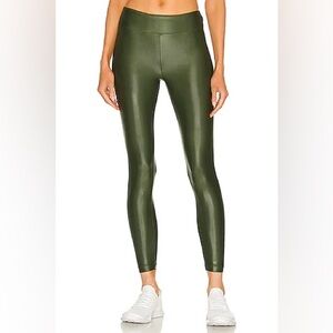 Koral lustrous high rise  Legging juniper green small new